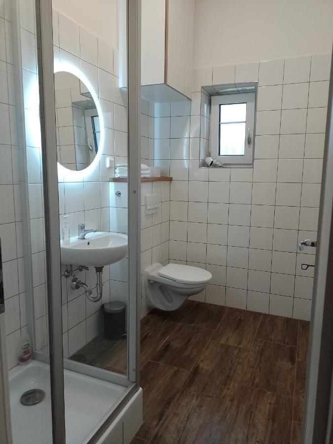 Penzion Litohlavy 17 - Na Samote U Lesa Kraluv Dvur Luaran gambar